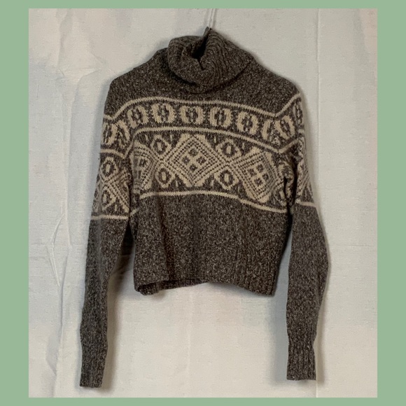 Cozy Printed Turtleneck - Picture 2 of 2